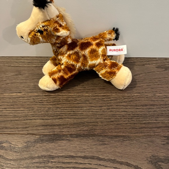 Aurora Gigi Giraffe 8" Stuffed Animal Toy - Picture 3 of 5